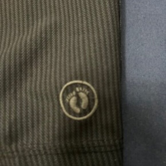 Men's flat front shorts - Picture 2 of 3